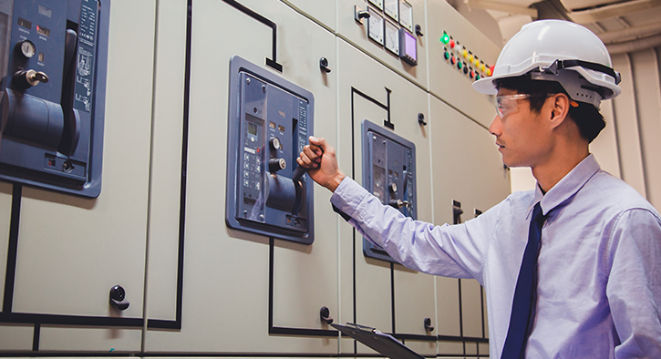 electrician_switching